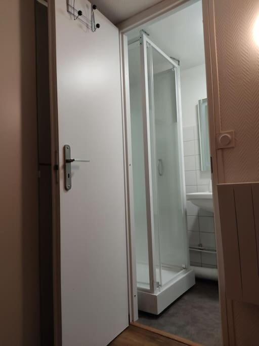 Studio Remois - Wifi/Netflix Reims Kültér fotó