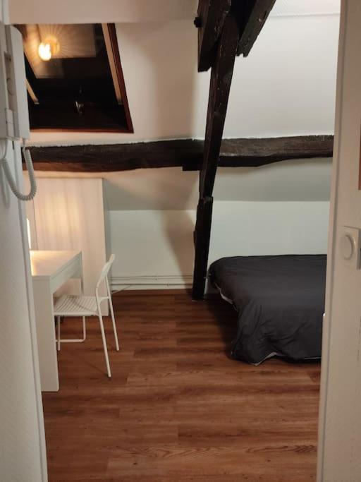 Studio Remois - Wifi/Netflix Reims Kültér fotó